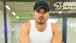 Emanuel z Mama, ožeň sa ZRÚTIL: Kolaps, strata dieťaťa, využívanie a SMRŤ!