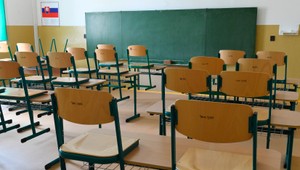 Školám robia problémy ospravedlnenky od rodičov. Ministerstvo zmeny nechystá