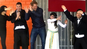 Krepčiaci princ Harry (29): Vystrájal s postihnutými deťmi!