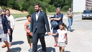 FOTO: Europoslanci navštívili Luník IX. Zaujímali sa najmä o čerpanie eurofondov