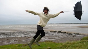 Silný vietor a dážď. Slnko tak skoro nevykukne