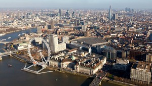 Británia sa obáva pádu eura, pripravuje opatrenia