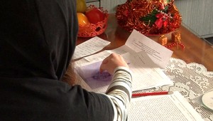 Lekár mal Anne (31) vyrezať genitálie. Súd ho oslobodil