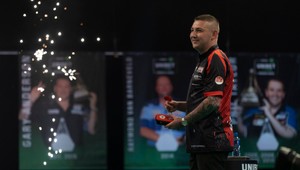 Premier League 2021: Aspinall zostáva na čele tabuľky po dôležitom víťazstve