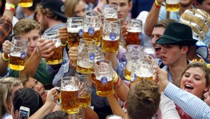 Oktoberfest opäť lámal rekordy, návštevníci vypili milióny litrov piva