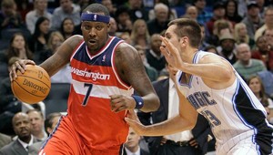 LeBron James pomohol Miami k výhre nad Indianou 33 bodmi