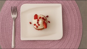 Muffiny s krémom a ovocím