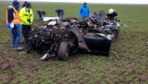 Smrteľnú autonehodu neprežili traja spolujazdci. Najmladšia obeť mala 24 rokov.