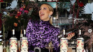 Kate Hudson uvádza na trh vlastnú značku vodky