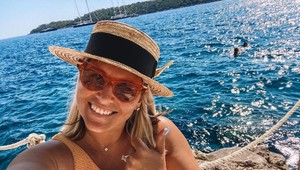 Mohla sa zoštíhľovať, ale neurobila to: Táto celebritná mamička ukázala skutočné ženské telo po pôrode!