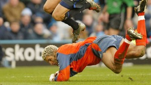 Brankár James požiadal Portsmouth o vyriešenie vlastníckej otázky