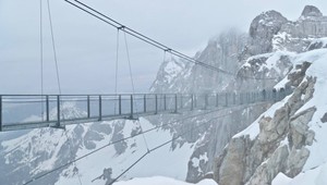 Obrovské nešťastie v Rakúsku. Pád lavíny usmrtil piatich turistov, pravdepodobne Čechov