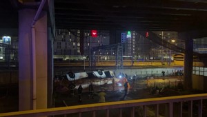 Pri nehode autobusu zahynulo 20 ľudí. Starosta opísal miesto ako apokalyptické