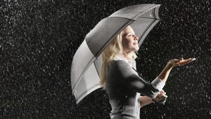 Víkend bude upršaný, začiatok týždňa chladný