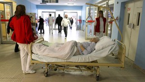 V slovenských nemocniciach ubudlo 11 tisíc postelí, pacienti pribúdajú