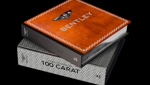 O Bentley vyšla 30-kilová kniha: Stojí ako luxusné auto