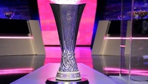 EL: Lyon proti Betisu, Valencia v jednej skupine so Swansea