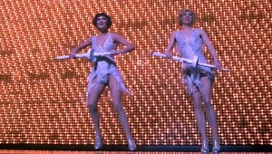 Instantná dávka dobrej energie: Tanečné scény z 300 filmov v jednom nadupanom videu!