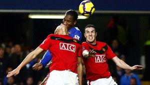 Kapitán Terry priviedol Chelsea k víťazstvu nad ManU