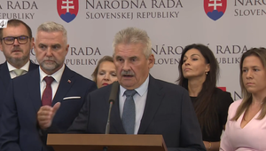Tlačová beseda strany Smer-SD o rokovaní parlamentu