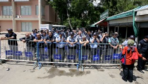 Protivládne protesty skončili brutálnym zásahom polície