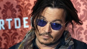 Depp krachuje, ale TEJTO veci sa nikdy nevzdá