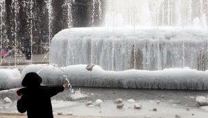 Mrazivá noc nás čaká aj v nedeľu. Teploty klesnú na -16°C