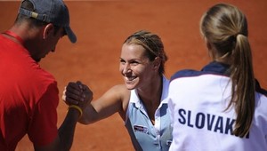 Cibulková v Pekingu so Švedovovou, Hantuchová s Kvitovou