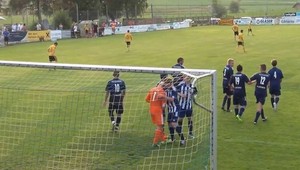 To musíte vidieť! Gól brankára z osemdesiatich metrov