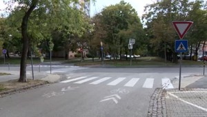 Opitý policajný funkcionár, ktorý spôsobil dopravnú nehodu, dostal pokutu 1500 eur