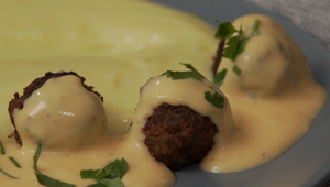 Hlavné jedlo: Köttbullar