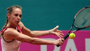 Rybáriková nestačila na Cornetovú