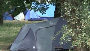 Namiesto romantiky ju v stane surovo bil. Na súde tvrdí, že ženu nikdy neudrel