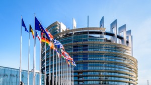 Švédski europoslanci hrozia bojkotom Štrasburgu kvôli drakonickému zákazu