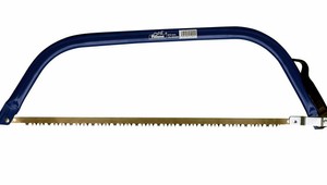 Opitý muž (52) chcel manželku podrezať pílou