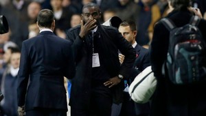Muamba (24) sa vrátil na White Hart Lane, ďakoval a plakal