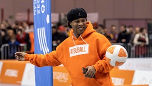 Ronaldinhovi povestný úsmev nevymizol ani vo väzení