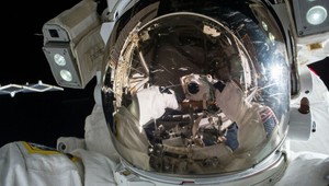 NASA ukázala, ako si astronauti vo vesmíre umývajú vlasy!