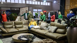 Do Nitry za nábytkom a kvetmi!