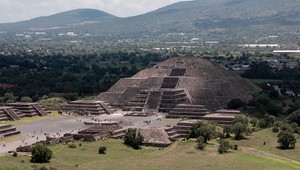 Šokujúci objav: Hlboko pod aztéckou pyramídou sa niečo hýbe