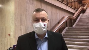 Minister Krajniak o nehode Kollára: Počkám, kým sa vyjadrí sám. Neviem o tom, že niečo porušil