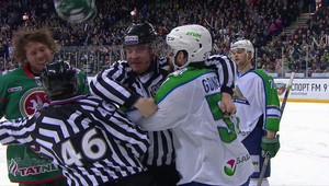 Bitkársky amok! Gončarov hodil do tváre Wilsona jeho prilbu