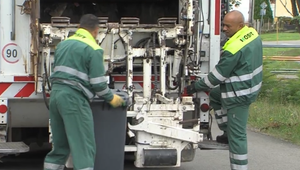 Problematický zber triedeného odpadu. Niekde ľudia bojujú so zápachom, inde s hlodavcami