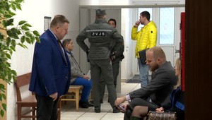 Vydieranie a nadržovanie. Advokáti Pohovej a Daňový sa postavili pred súd