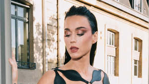 Dvojaký meter! Nahý herec na Oscaroch ľudí pobavil, vyzývavo oblečená speváčka je ale zhejtovaná!