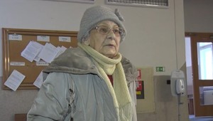 Nadávky, vyhrážky a bitky: Matku týral jej vlastný syn