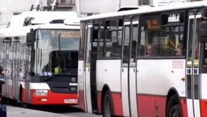 Lunter zavádza núdzové opatrenia. Kotleba údajne protizákonne predlžoval zmluvy s dopravcami