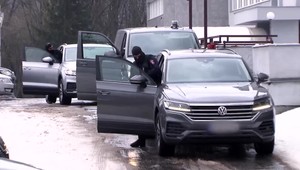 Prokurátor podal návrh na vzatie obvineného Černákovho advokáta do väzby