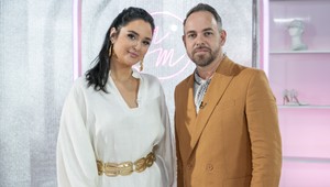 Potrebujete zamaskovať kilá navyše? Vyskúšajte TENTO typ šiat, urobí vám krásnu postavu!