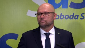 Sulík predstavil nové mená na kandidátke. Pridal sa k nemu youtuber aj kaderník